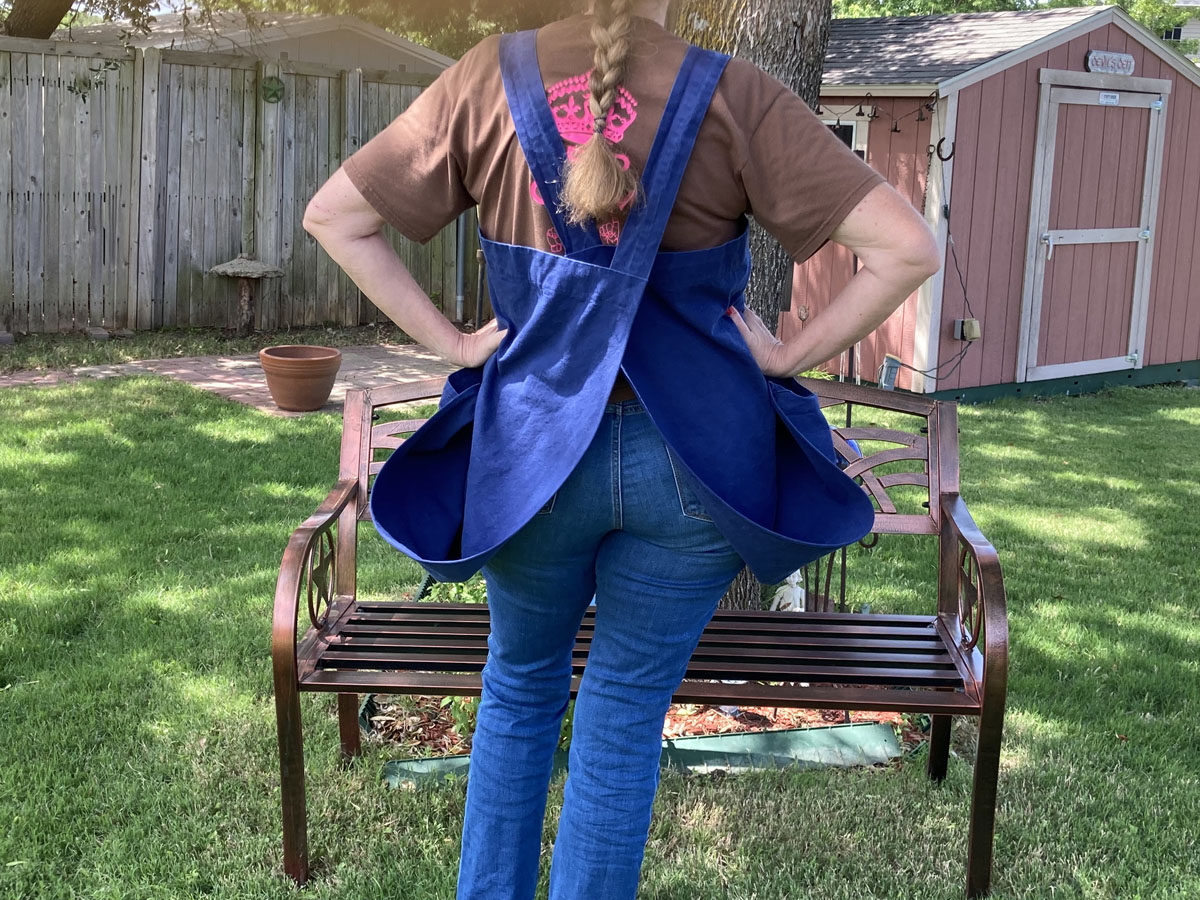 Blue Duck Cloth Gathering Apron up back Blue Duck Cloth Gathering Apron up back