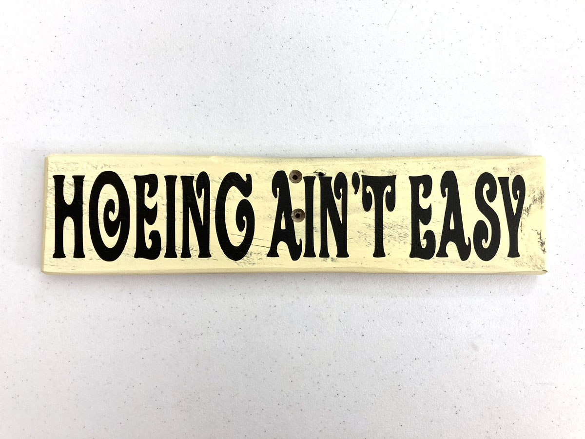 hoeing – white hoeing – white