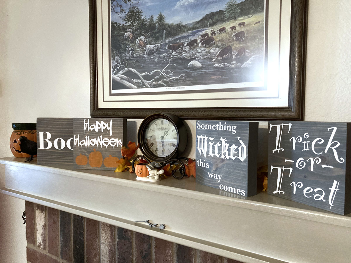 Halloween collection Lifestyle mantel