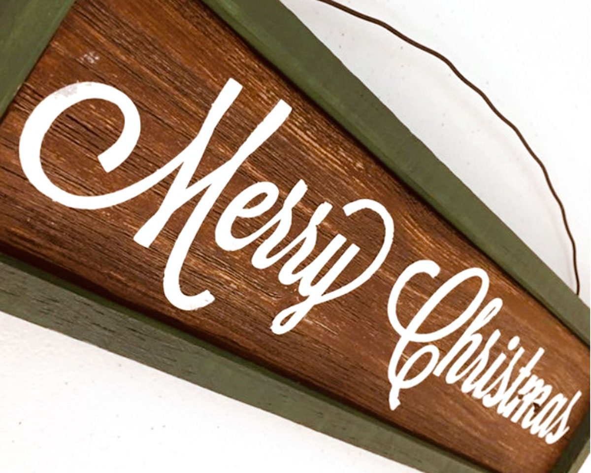 Merry Christmas door sign – angle Merry Christmas door sign – angle