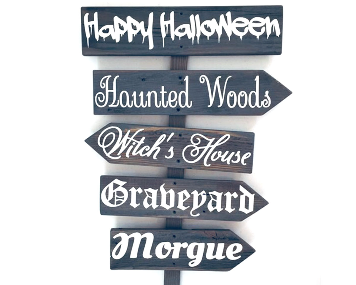 halloween sign post