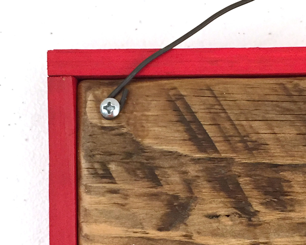 north pole door sign – back close up