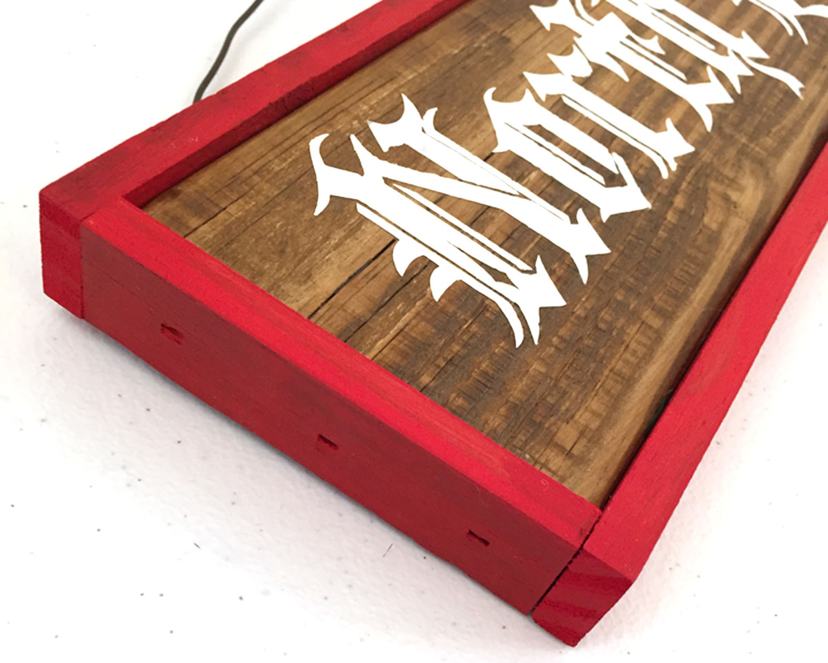 north pole door sign – close up