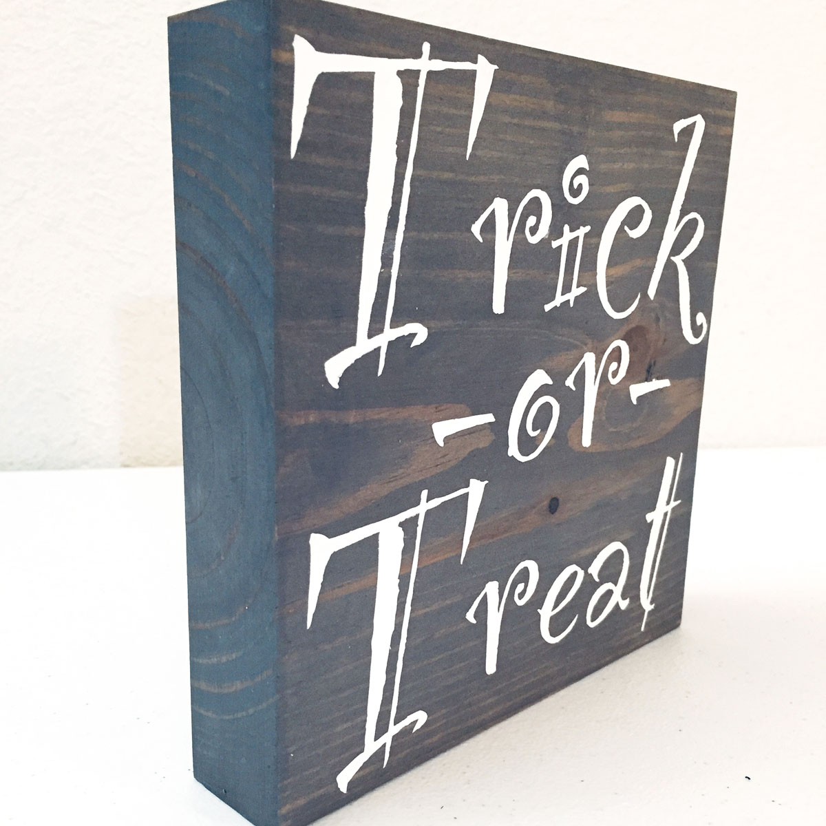 trick or treat – angle