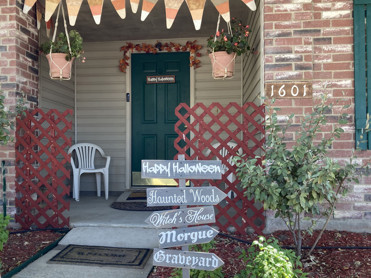 halloween sign post lifestyle